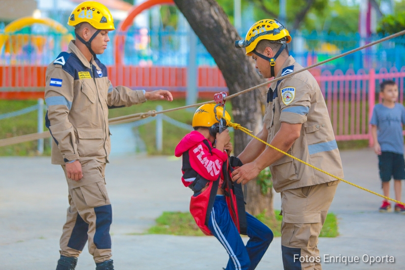 BOMBEROS